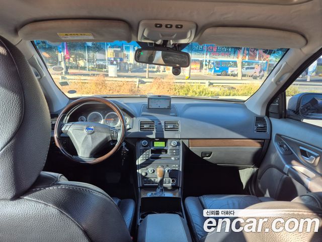Volvo XC90 2011 — photo 10
