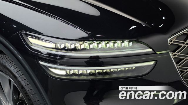 Genesis GV70 2025 — photo 8