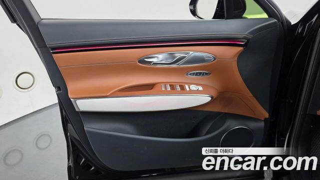 Genesis GV70 2025 — photo 14