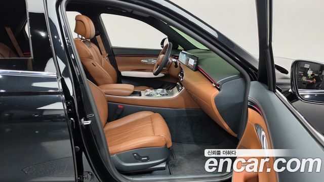Genesis GV70 2025 — photo 16