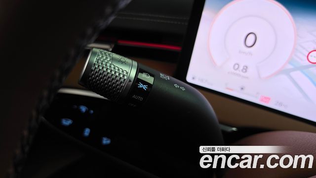 Genesis GV70 2025 — photo 28