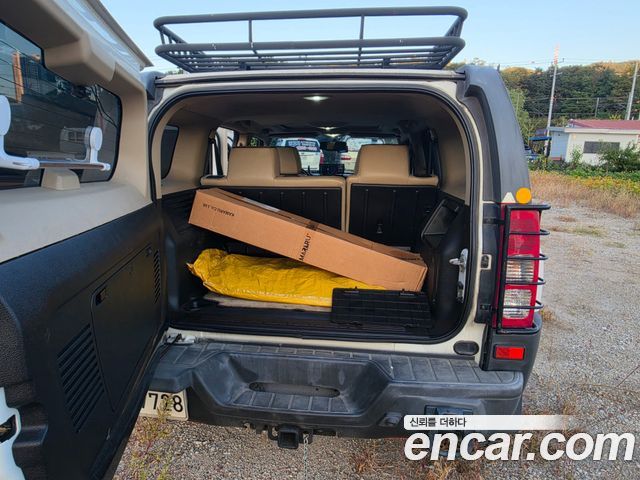 Hummer H3 2009 — photo 14