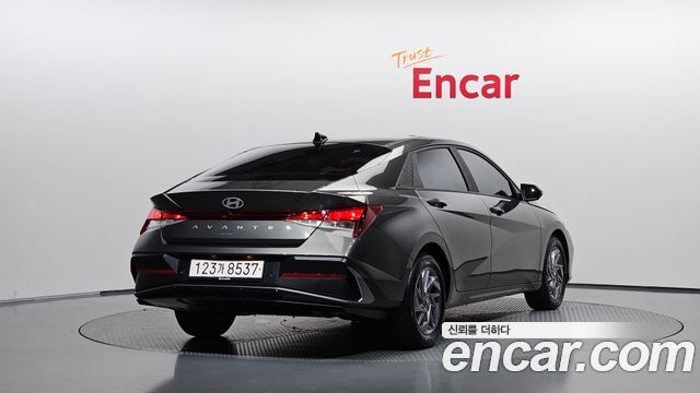 Hyundai AVANTE 2024 — photo 2