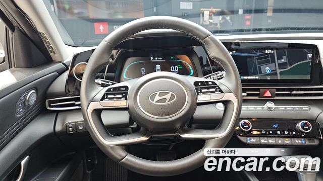 Hyundai AVANTE 2024 — photo 12