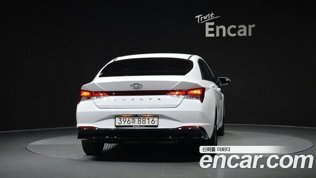 Hyundai AVANTE 2023 — photo 4
