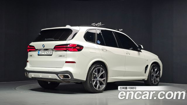 BMW X5 2025 — photo 2