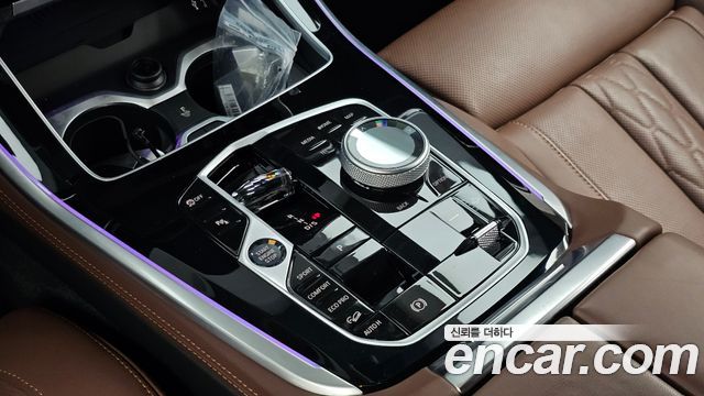 BMW X5 2025 — photo 12