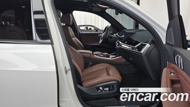 BMW X5 2025 — photo 17