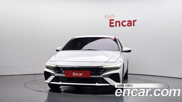 Hyundai AVANTE 2024 — photo 3