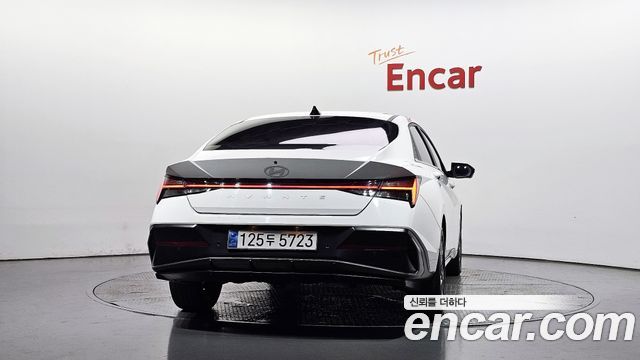 Hyundai AVANTE 2024 — photo 4