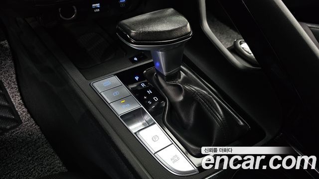 Hyundai AVANTE 2024 — photo 12