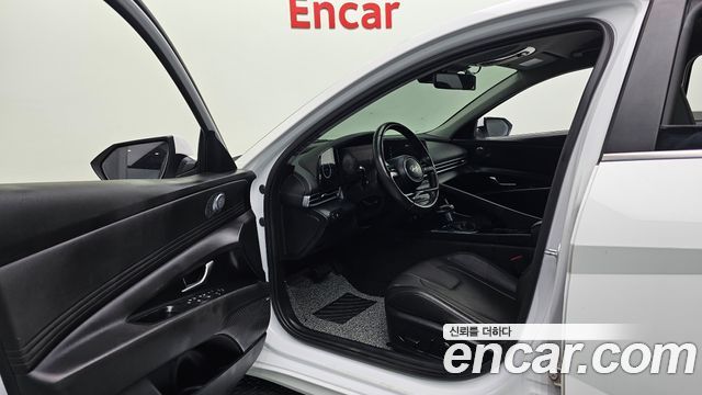 Hyundai AVANTE 2024 — photo 13