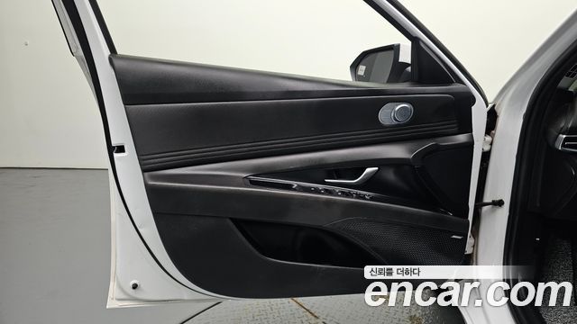 Hyundai AVANTE 2024 — photo 24