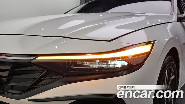 Hyundai AVANTE 2024 — photo 8