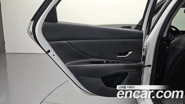 Hyundai AVANTE 2024 — photo 15