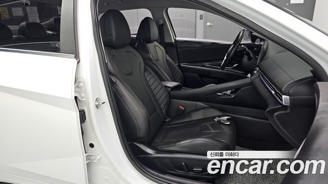 Hyundai AVANTE 2024 — photo 16