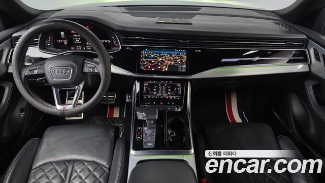 Audi Q8 2021 — photo 10