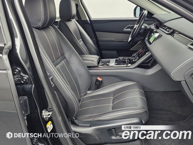 Land Rover Range Rover Velar 2019 — photo 10