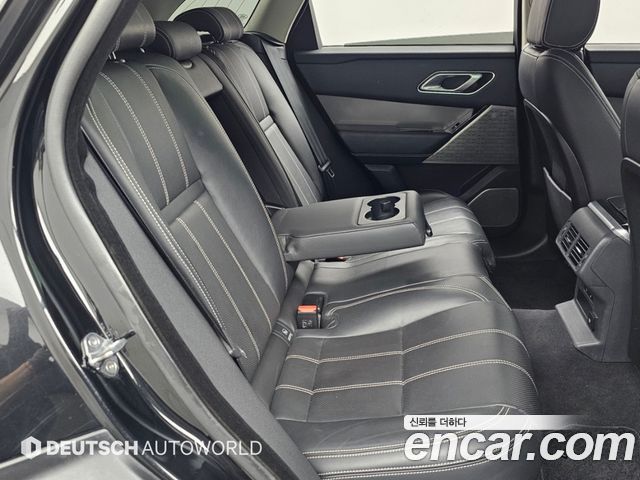 Land Rover Range Rover Velar 2019 — photo 12