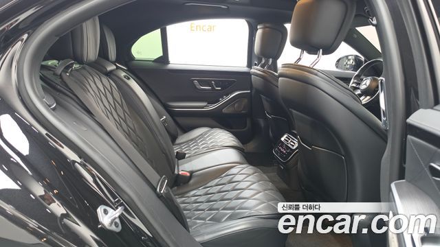 Mercedes-Benz S-Class 2022 — photo 12