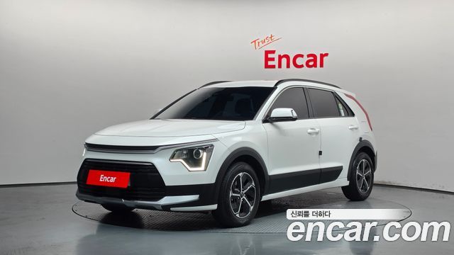 Kia Niro 2022 — photo 1