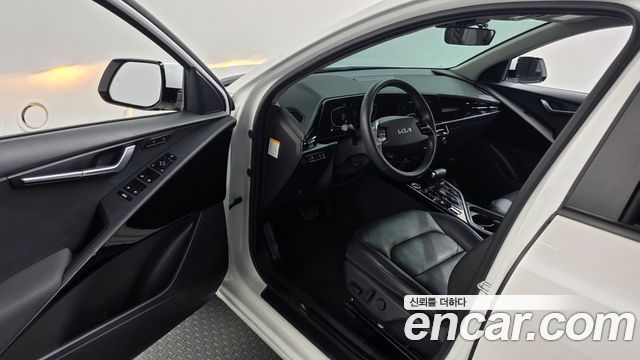 Kia Niro 2022 — photo 10
