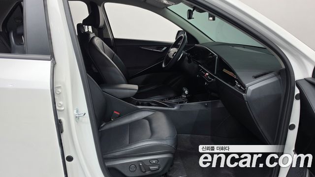 Kia Niro 2022 — photo 11