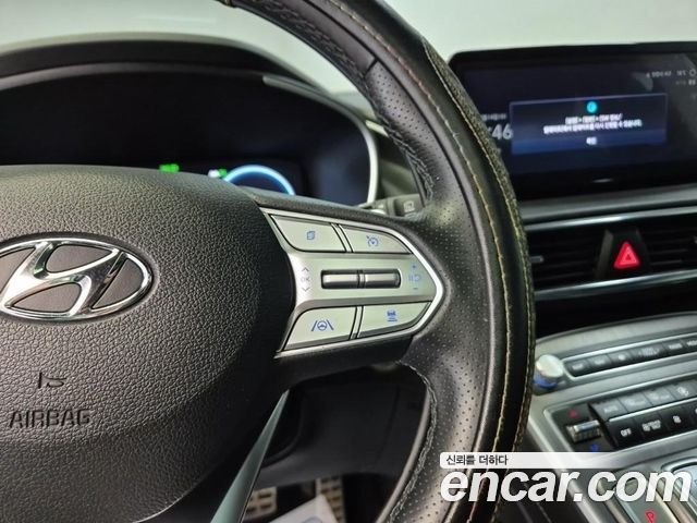 Hyundai Santafe 2022 — photo 16
