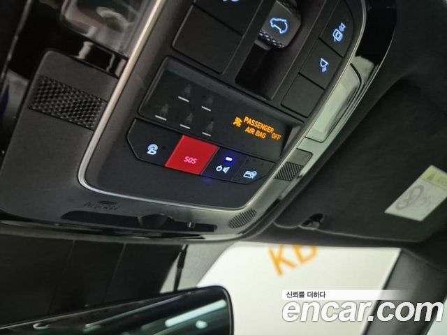 Hyundai Santafe 2022 — photo 18