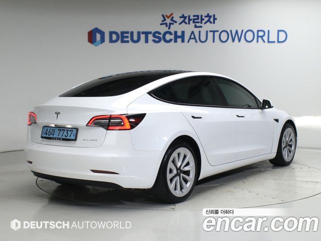 Tesla Model 3 2021 — photo 3
