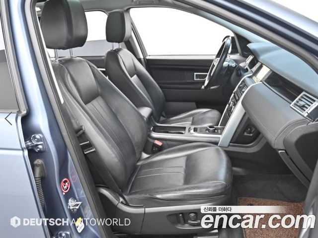 Land Rover Discovery Sport 2019 — photo 9