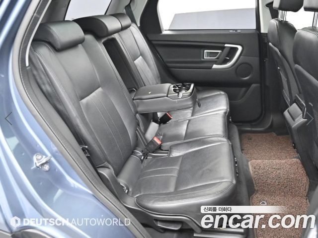 Land Rover Discovery Sport 2019 — photo 11
