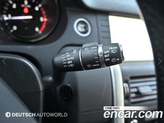 Land Rover Discovery Sport 2019 — photo 16