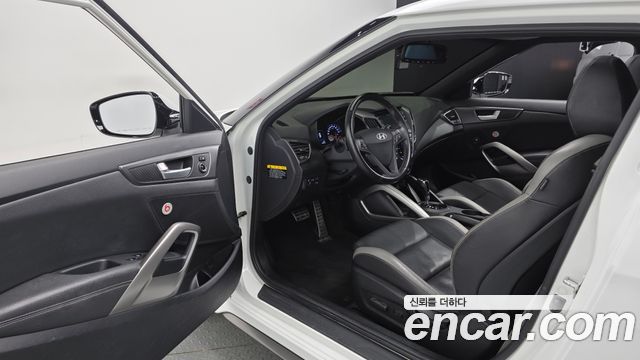 Hyundai Veloster 2017 — photo 10