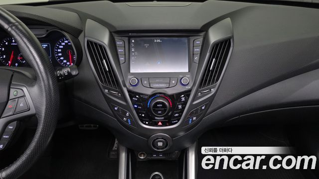 Hyundai Veloster 2017 — photo 14