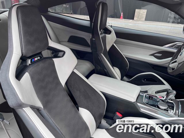 BMW M4 2021 — photo 12