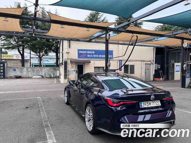 BMW M4 2021 — photo 18