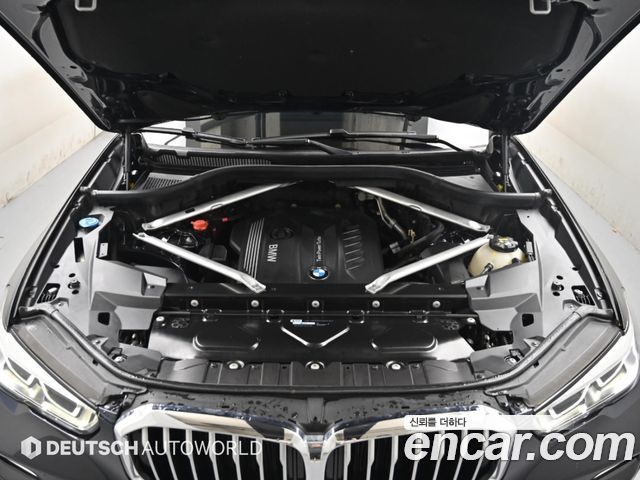 BMW X5 2019 — photo 7
