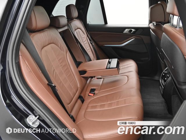 BMW X5 2019 — photo 13
