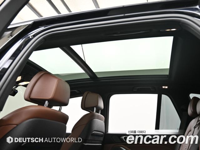 BMW X5 2019 — photo 19