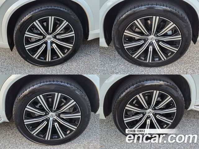 Volvo XC90 2020 — photo 19