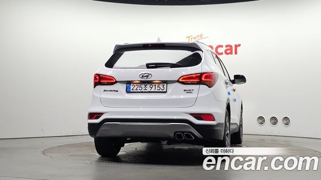 Hyundai Santafe 2016 — photo 4