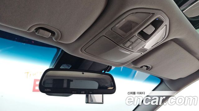 Hyundai Santafe 2016 — photo 17