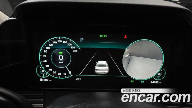 Hyundai Grandeur 2022 — photo 11