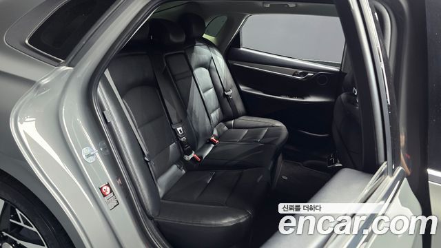 Hyundai Grandeur 2022 — photo 16