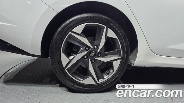 Hyundai AVANTE 2021 — photo 5