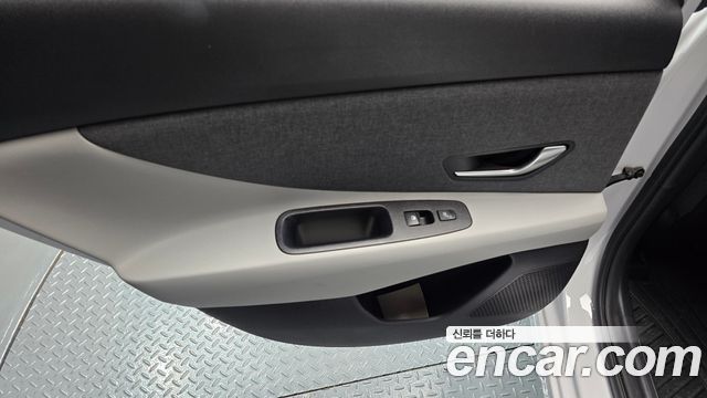 Hyundai AVANTE 2021 — photo 15