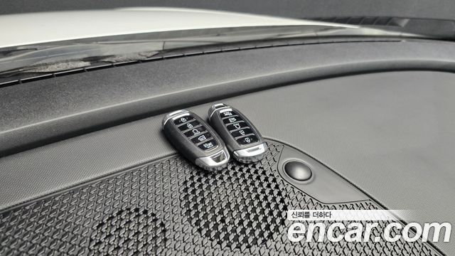Hyundai AVANTE 2021 — photo 31