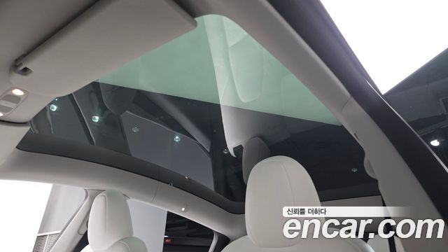 Tesla Model Y 2024 — photo 22
