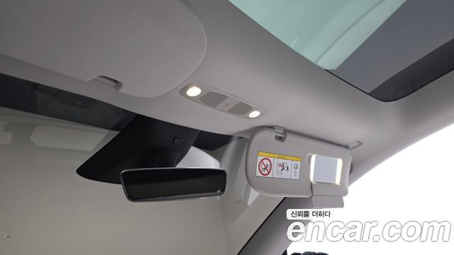 Tesla Model Y 2024 — photo 25